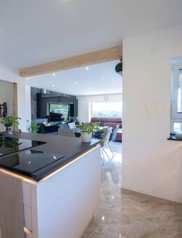 Modernisiertes Zweifamilienhaus im KfW-40-Standard - Wangen (Allgäu)