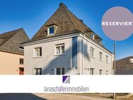 Bernkastel-Kues: Mehrfamilienhaus mit Burgblick und 6 Garagen - Bernkastel-Kues