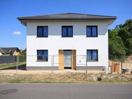 Neubau in Toplage: Exklusives Einfamilienhaus mit bester Ausstattung in Berlin sowie Bahnhofsnähe - Falkensee