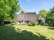 Wunderschönes Reetdachhaus mit gr. Wintergarten und traumhaftem Grundstück - Wakendorf (II)
