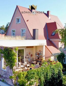 Einzigartige Jahrhundertwende-Villa mit Praxisanbau in Donaueschingen - Wohnen und Arbeiten mit Donaublick - Donaueschingen