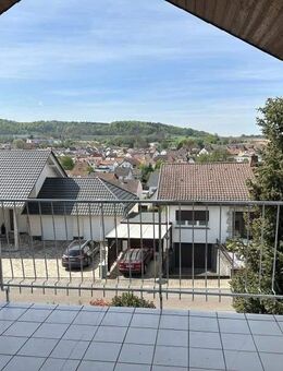 Dielheim: 4 ZKB, saniert, alles NEU, EBK, Blick übers Tal - Dielheim