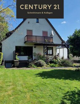 Ein- bis Zweifamilienhaus wartet auf neue Eigentümer - Dortmund