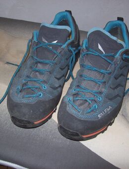 Wanderschuhe - Erwitte