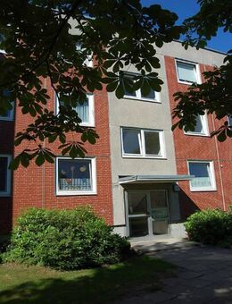 Zuhause fühlen: individuelle 3-Zimmer-Wohnung - Geesthacht
