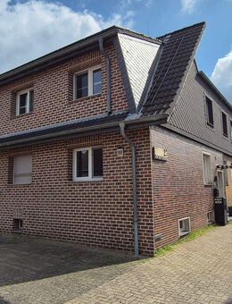 Modernisierte Doppelhaushälfte in ruhiger Spielstraße! - Duisburg