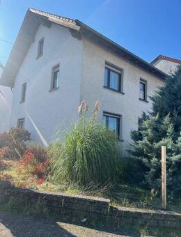 Großzügiges freistehendes 1-2 Familienhaus in Wallerfangen-Ittersdorf zu verkaufen - Wallerfangen