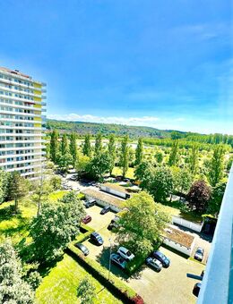 Großzügige 3-Zimmerwohnung mit Seeblick in toller Lage - Lahr (Schwarzwald)