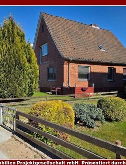 ** 2-Familien-Haus auf schönem Grundstück ** - Horneburg