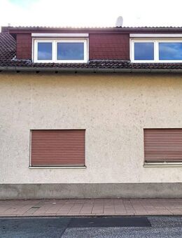 Wohnen und Arbeiten im Einklang. Wohn- und Geschäftshaus mit einer Wohnung, Büroetage und Garage! - Echzell