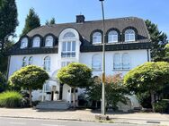 Wunderschöne Wohnung im 1 OG rechts in Villa mit Loggia und Tiefgarage - Dortmund