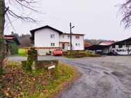 Großes landwirtschaftliches Anwesen mit 2 Häusern, Nebengebäuden, Wohnmobilstellplätzen etc. - Mossautal