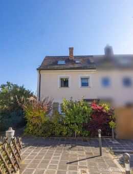 Kapitalanlage! REH Nähe Faberpark: Schön gelegen in Nürnberg - Röthenbach / Haus kaufen - Nürnberg