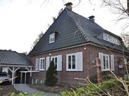 Rotklinker Villa im Landhausstil - Hamburg