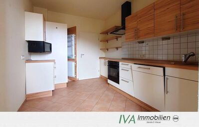 Großzügige 2-Raum-Wohnung mit Einbauküche und Balkon in Riesa-Gröba