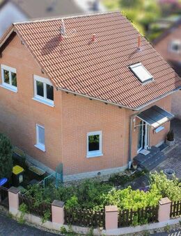 Charmantes Einfamilienhaus mit Garage und Terrasse in ruhiger Lage von Vettweiß - Vettweiß