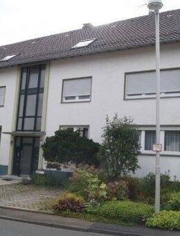 Großzügige 3-Zimmer-Wohnung mit Balkon zu vermieten ! - Meckenheim