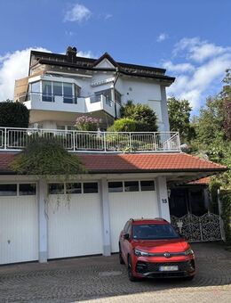 Ganz besonders Wohnen mit traumhaftem Blick in die Berge für Familien, Paare und Senioren - Emmendingen