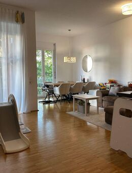 Großzügige Hochparterre-Wohnung mit großer Terrasse und Garten - gepflegt & stilvoll - Lahr (Schwarzwald)