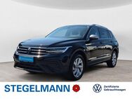 VW Tiguan, 2.0 TDI Allspace Life, Jahr 2023 - Lemgo