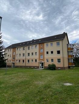 gepflegte 3-Raum Wohnung mit Balkon - Adorf (Vogtland)
