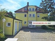 IMMOBERLIN.DE - Toplage! Feine Erdgeschosswohnung mit Südterrasse & -garten, Kamin & Pkw-Stellplatz - Berlin