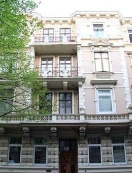 Rotherbaum: 1-Zi-Altbau in Uninähe: Wohnbüro, Praxis, Atelier - Hamburg