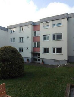 Helle 3-Zimmer Wohnung mit Balkon in Stuttgart-Bad Cannstatt - Stuttgart