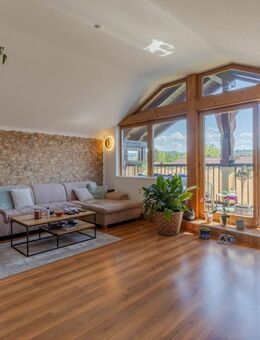 Wohnen über den Dächern von Peißenberg - Traumhafte 4-Zimmer Dachgeschoßwohnung mit Bergblick - Peißenberg