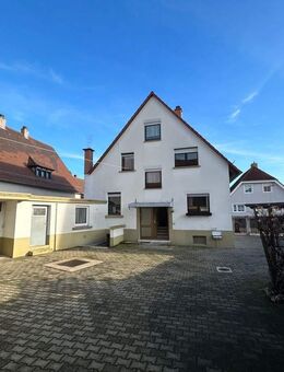 Großzügiges Anwesen mit Scheune und Grundstück - Perfekt für Handwerker und Kreative - Stutensee