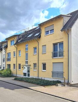 Charmante Zweizimmerwohnung mit Gartennutzung und Sonnenterrasse - Bergheim (Nordrhein-Westfalen)
