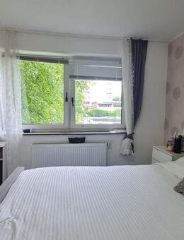 *** Modernisiert * familienfreundlich * 3 Zimmer mit Loggia * grüne Wohnlage * frei werdend - Heiligenhaus