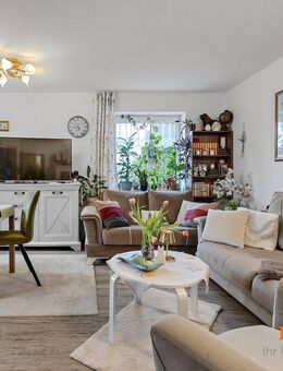 **Schöner Wohnen! Erdgeschosswohnung mit Terrasse, Garten, Garage & Hobbyraum** - Thannhausen