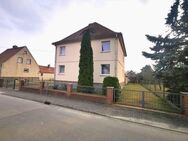 zweistöckiges Einfamilienhaus in ruhiger Lage - Bernsdorf (Regierungsbezirk Dresden)