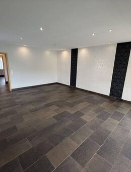 Eleganter Bungalow in Weeze: Souterrain, moderne Energietechnik und optimaler Wohnkomfort. - Weeze