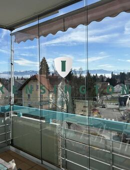 Einfach Perfekt - 3 Zimmer Wohnung mit Bergblick, 2 verglasten Balkonen und TG-Stellplatz! - Bodolz