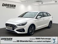 Hyundai i30, cw Trend v h Sitz, Jahr 2023 - Mönchengladbach