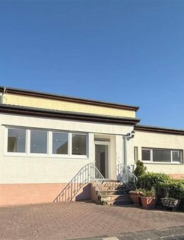 ***moderne, renovierte Maisonettewohnung mit Garten und Stellplatz - Bruchköbel