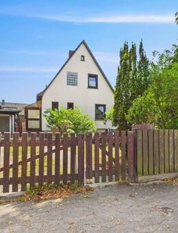 RESERVIERT: Kleines Haus auf großem Grundstück zentral in Elze - Wedemark