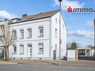 Großes innerörtliches Areal mit vielen Nutzungsmöglichkeiten und einem vermieteten 6-Parteien-Haus - Würselen