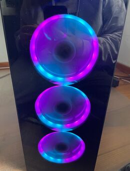 Gamer PC | Ryzen 5 5500 | RX 6500 XT | 16GB RAM | sehr guter Zustand - Bergisch Gladbach
