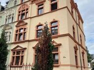 2-Raum-Dachgeschoss Wohnung mit großer Dachterrasse und Garage - Zwickau