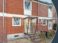 Traumhafte Lage - zwischen, Barmbek, Steilshoop und Bramfeld. Mittelreihenhaus mit viel Potenzial - Sanierungsbedürftig. - Hamburg