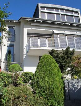 Großzügiges und repräsentatives Haus in bevorzugter Lage von Grenzach zu vermieten. - Grenzach-Wyhlen