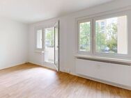 ab August 2025: bezugsfertige/neu sanierte 3-Raum-Wohnung, mit Balkon - Halle (Saale)
