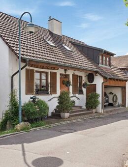 Freistehendes Einfamilienhaus mit Garage und Traumterrasse in idyllischer Lage! - Efringen-Kirchen