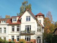 Erstbezug renovierte 4 Zi-Wohnung mit Balkonen, 93 qm in Jugendstilvilla in Hamburg - Ohlsdorf - Hamburg