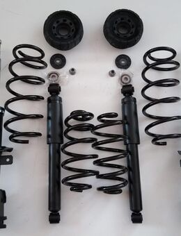 Fahrwerk Serienfahrwerk Renault Trafic 2 Bus Kasten JL FL Stoßdämpfer Federn Domlager Staubschutz neu - Großbeeren