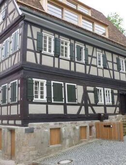 Wunderschöne vollständig sanierte Wohnung in der Altstadt. - Sindelfingen