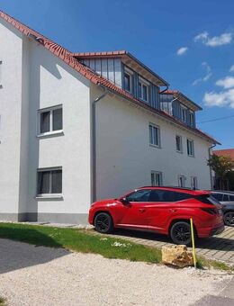 Einzigartige, neuwertige Whg. mit Gartenanteil + Garage in Donnstetten-Römerstein - Römerstein